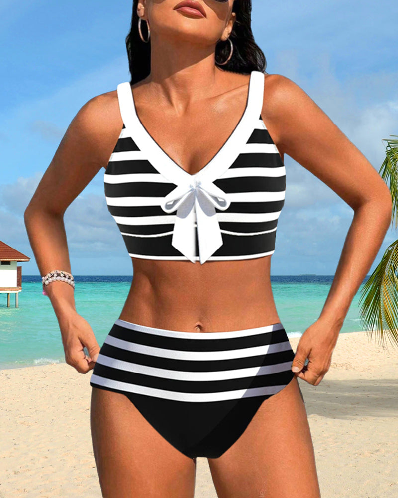 Bikinis de talle alto a rayas