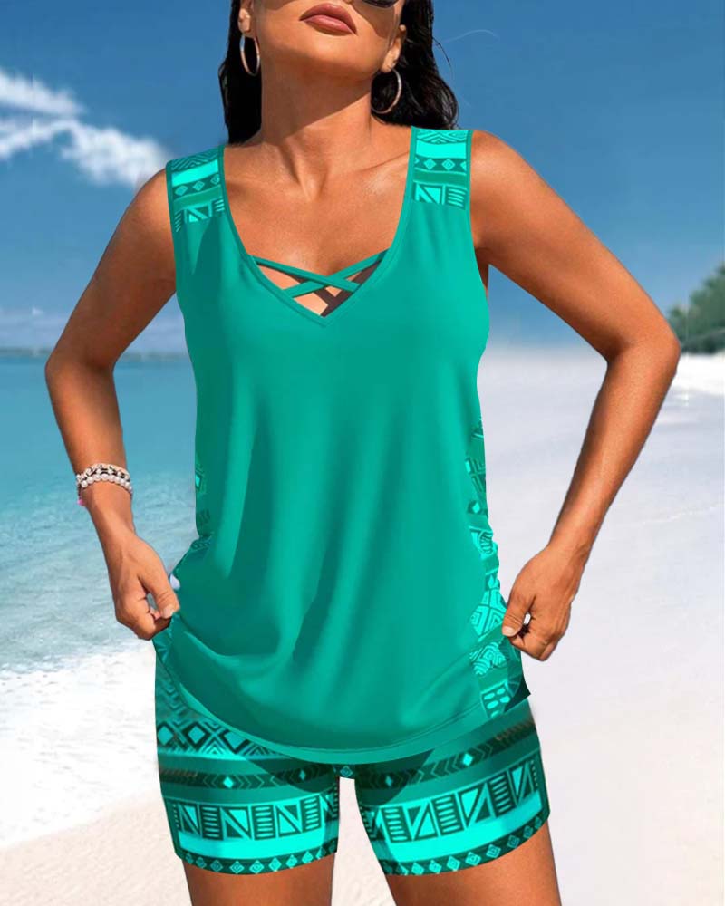 Tankinis con estampado geométrico y escote en V