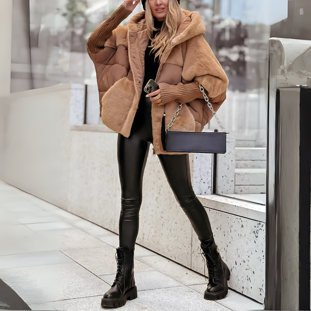 Delfina | Lujosa chaqueta con capucha de teddy