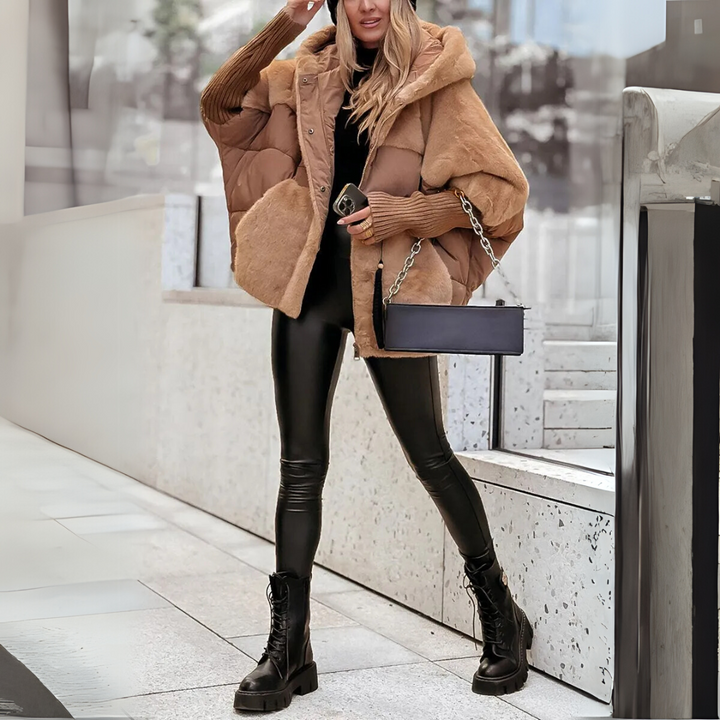 Delfina | Lujosa chaqueta con capucha de teddy