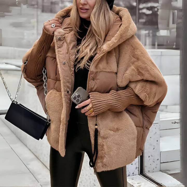 Delfina | Lujosa chaqueta con capucha de teddy