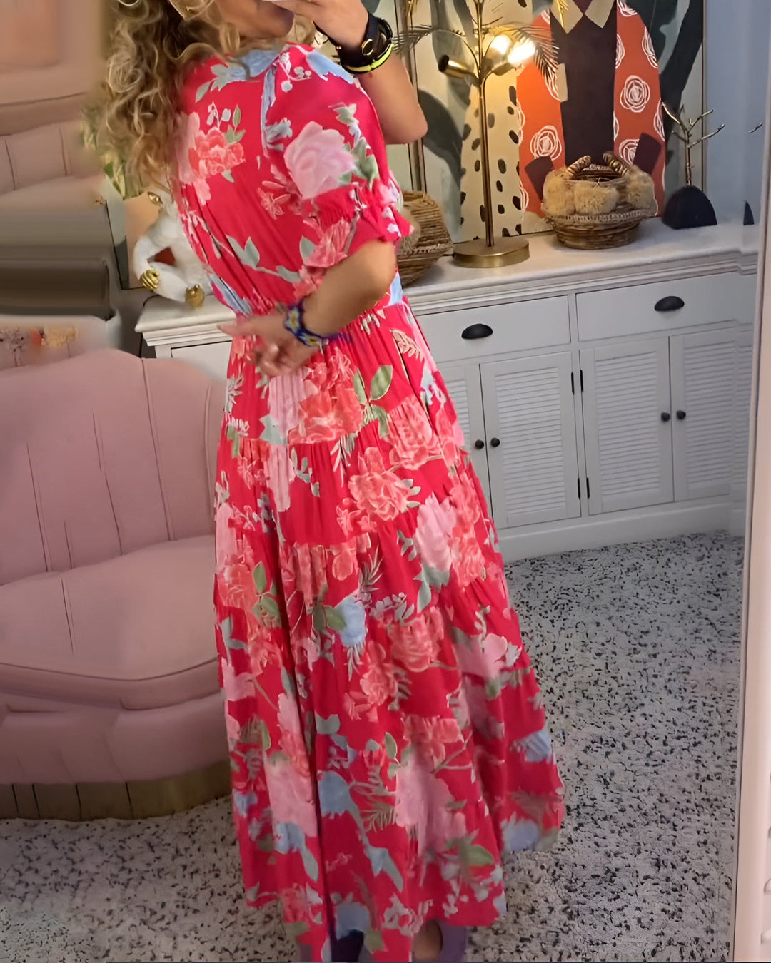 Carine | Vestido con bolsillos, cuello en V y estampado floral