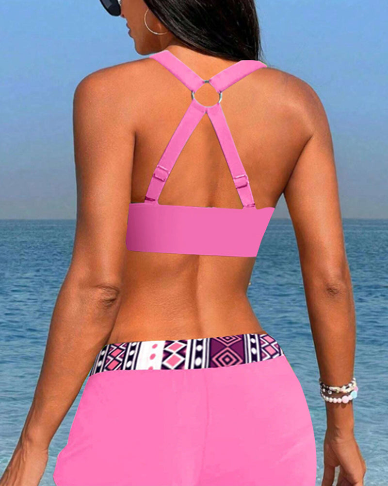 Bikinis de talle alto con estampado geométrico