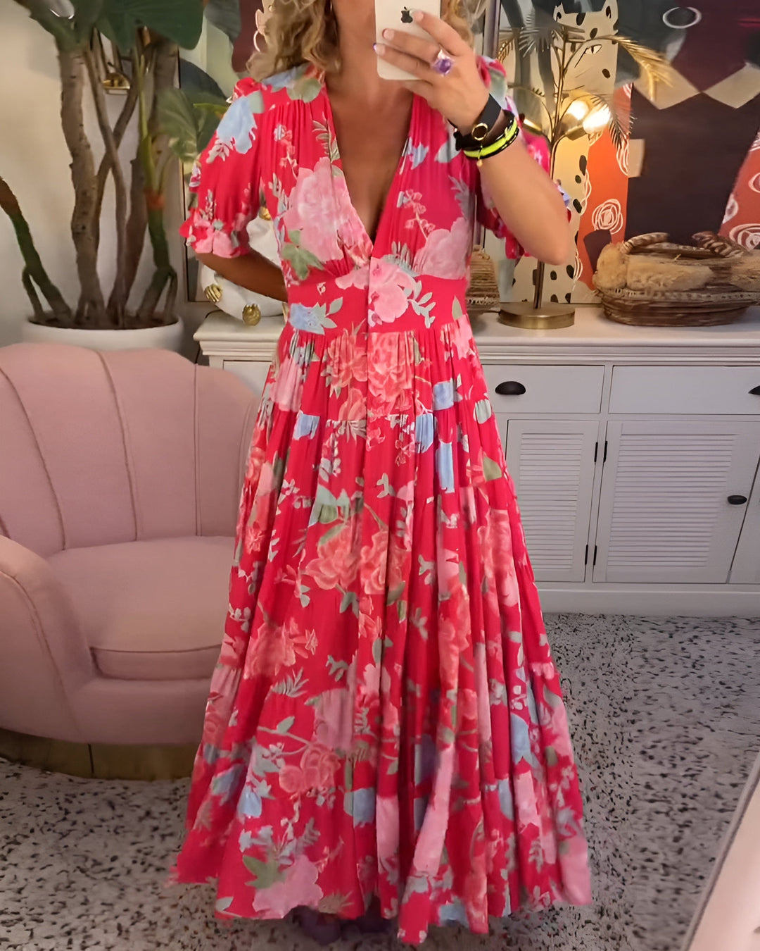 Carine | Vestido con bolsillos, cuello en V y estampado floral