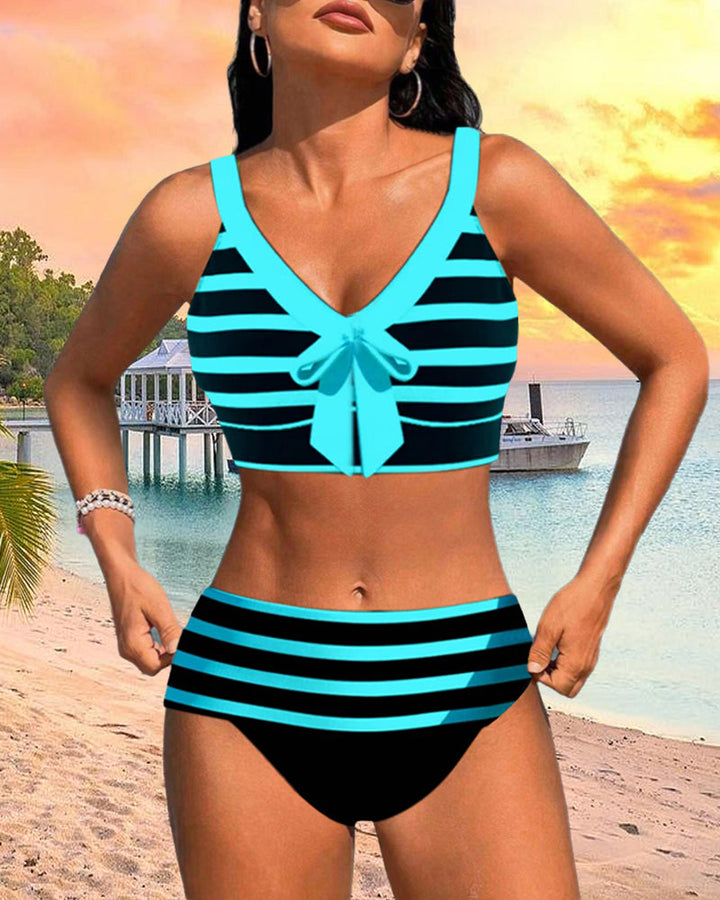 Bikinis de talle alto a rayas