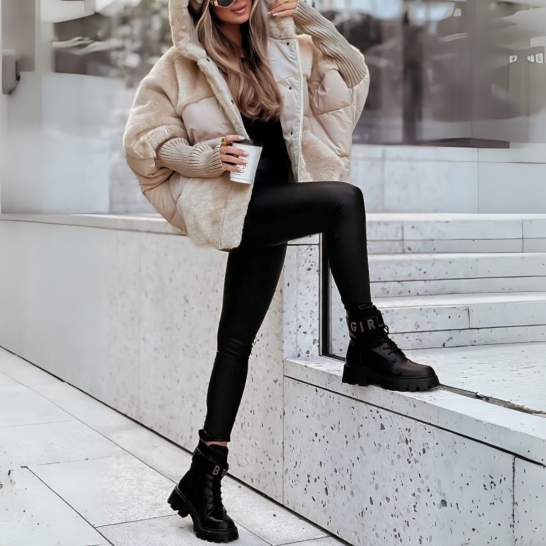 Delfina | Lujosa chaqueta con capucha de teddy