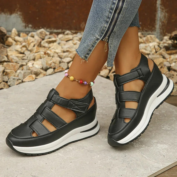 Valeria | Sandalias deportivas con plataforma y tiras cruzadas