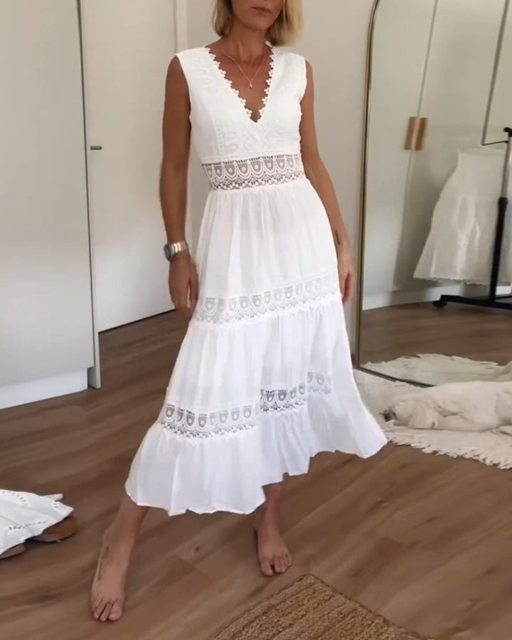 Kim | Bata de encaje con escote en V (casi agotado)
