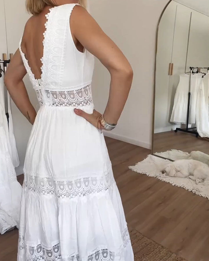 Kim | Bata de encaje con escote en V (casi agotado)
