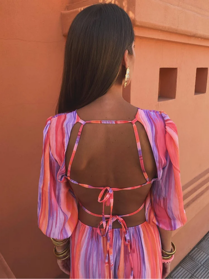 Paloma | Bata de seda elegante con escote