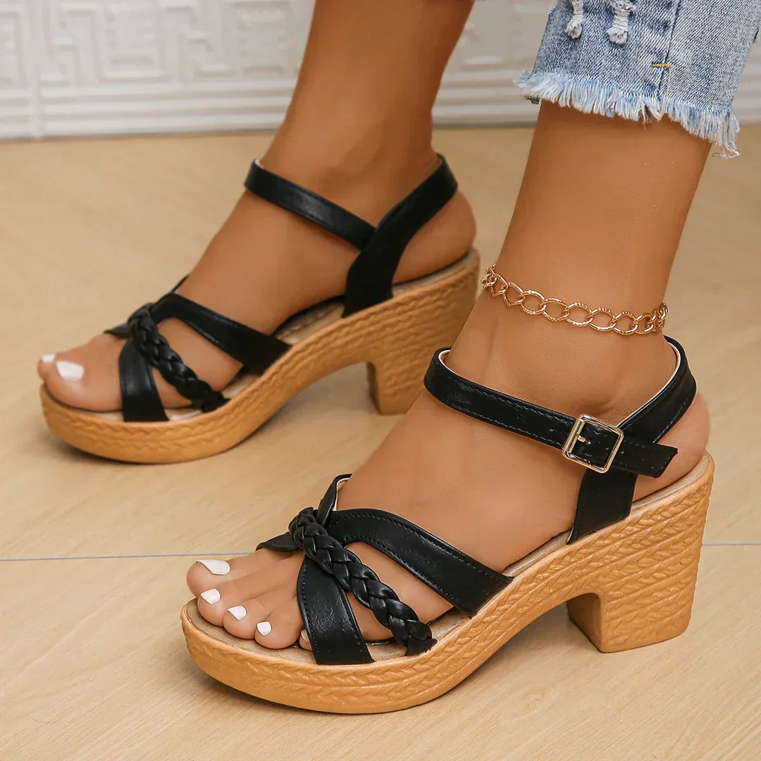 LINA | Sandalias con tacón entrelazado