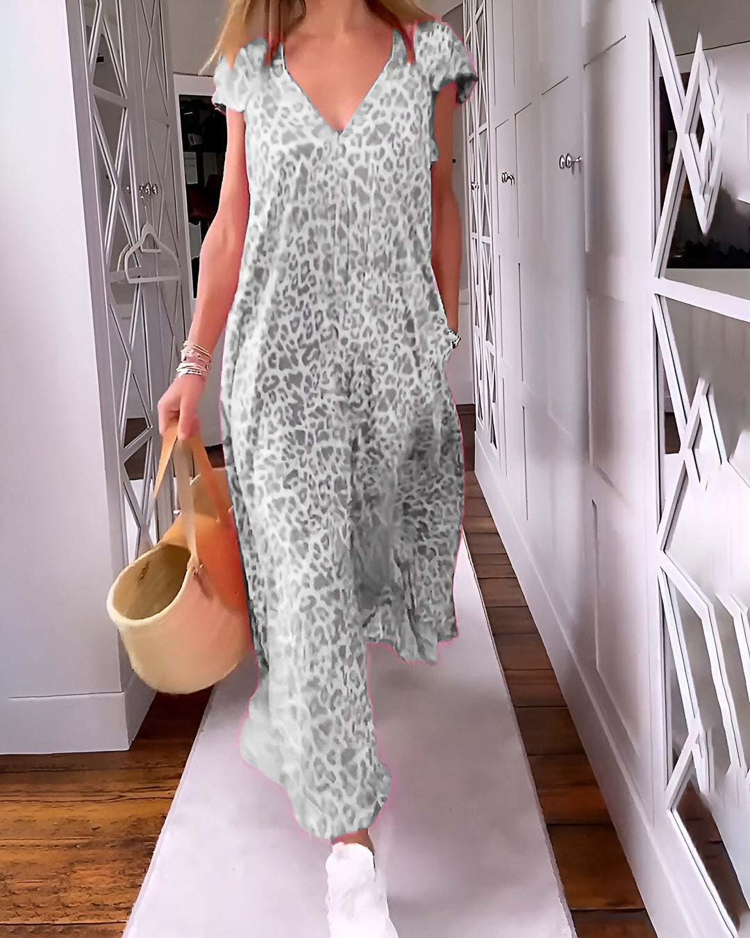 Véronique | Vestido largo con escote en V estampado y mangas cortas