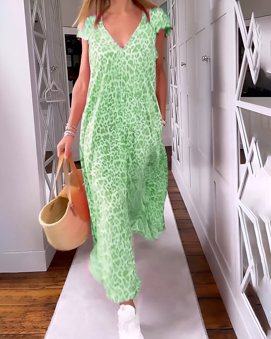 Véronique | Vestido largo con escote en V estampado y mangas cortas